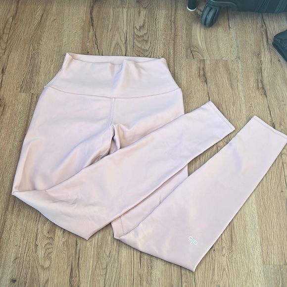 ALO Yoga Pants - ALO full length legging - never worn